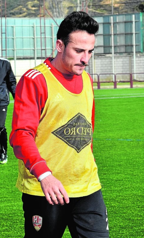 Álvaro González, en su etapa en el Logroñés. / MIGUEL HERREROS