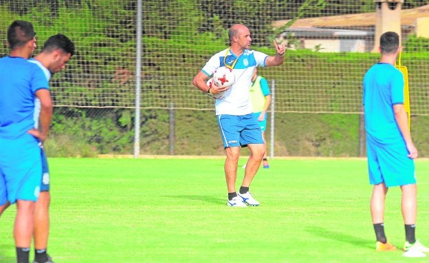 Alberto Monteagudo, en la sesión de trabajo de ayer.