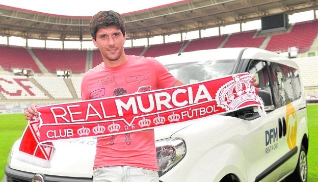 Molinero, ayer, en su nuevo estadio.