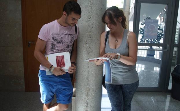 Los alumnos repasan en estas fechas las opciones de FP para tomar su decisión de futuro.