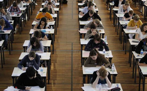 Estudiantes de Bachillerato. /Reuters