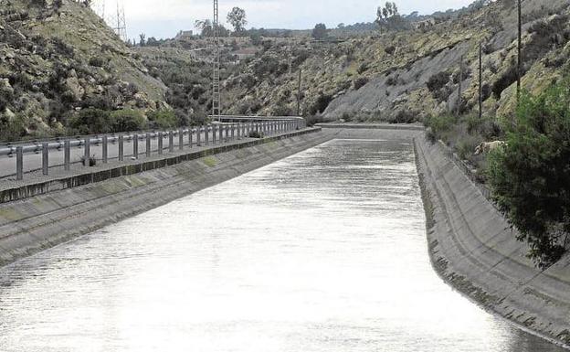 Trasvase Tajo-Segura a su paso por Campos del Río. /Guillermo Carrión/ AMG