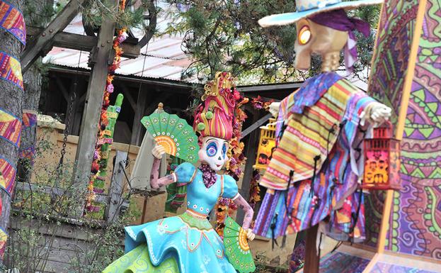 Decorados en Disneyland Paris con motivo de Halloween./RC
