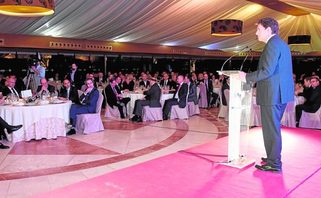 Juan Luis Pedreño, presidente de Aiterm y decano del Coiterm, en la gala de 2016. /A. DURÁN / EFQ