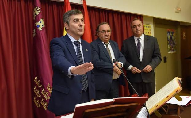Pascual Lucas durante el acto de toma de posesión, este jueves. /UMU