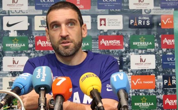Ibon Navarro, este viernes, en rueda de prensa./UCAM