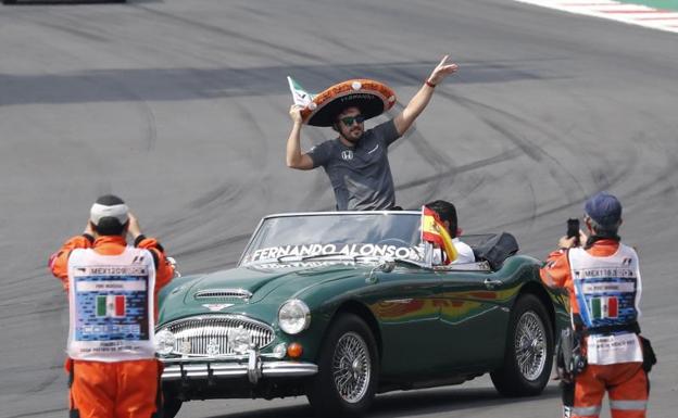 Fernando Alonso, en el Autódromo Hermanos Rodríguez de México. /EFE