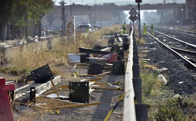 Actos de vandalismo en las obras del AVE durante el pasado mes de octubre. /Guillermo Carrión / AGM