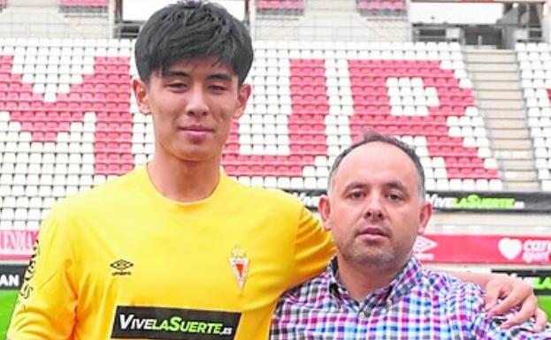 Yechuan junto a Deseado./ RMU