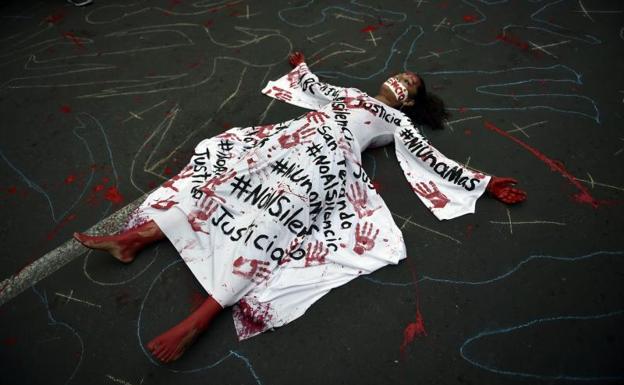 Acción artística contra la violencia en México./Pedro Pardo (Afp)