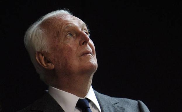 Hubert de Givenchy. /