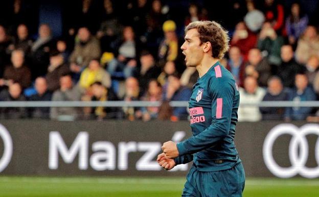 Antoine Griezmann celebra el gol que anotó, de penalti, en Villarreal. /Efe