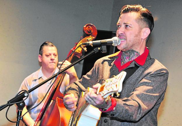 El rockabilly del murciano Al Dual suena en su tierra
