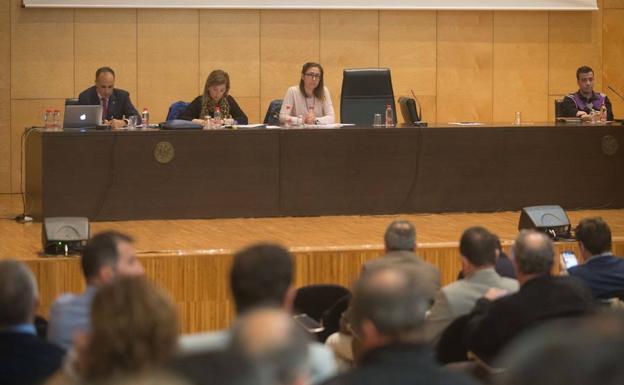 Imagen del Claustro de este lunes./Antonio Gil / AGM