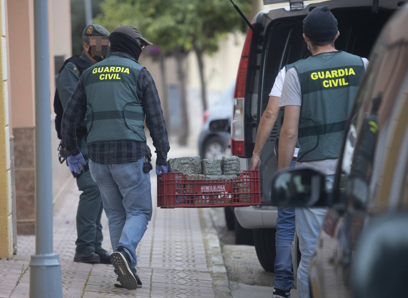 Fotos Redada Contra El Tr Fico De Drogas En El Puerto De Mazarr N La