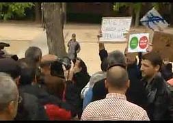 Jornada de escraches en la campaña electoral