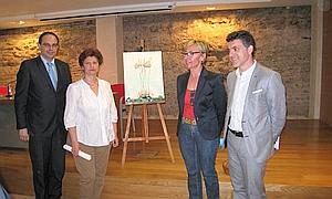 El director general de Industrias Culturales y de las Artes, Juan Antonio Lorca, (1 d) en la presentación del festival ‘Venagua XXI. Arte y Conciencia’, junto con la concejala de Bienestar Social del Ayuntamiento de Murcia, Maruja Pelegrín (2 d), el director gerente de la Fundación Cajamurcia, Pascual Martínez (1i), y la directora de la asociación Columbares, Rosa Cano (2 i)./