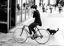 Fotografía ganadora del IV Maratón Fotográfico de Murcia. 'Nos mueve el corazón', de la temática 'Sin motor sobre ruedas'. | Francisco Bécares López/