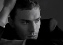 Jamie Dornan en la campaña para Dior. :: Youtube | Vídeo: Europa Press/