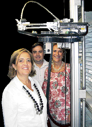 «Servir medicinas con un robot es un medio de atender mejor al cliente»