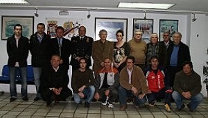 Todos los premiados posan en el vesíbulo del Cartagonova. ::
LV/