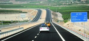 Inauguran dos tramos de la autovía del Altiplano, y el resto queda en el aire
