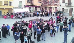 Concentración frente al Ayuntamiento. :: ONRUBIA/