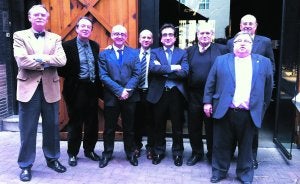 Caballero Salinas (3º izq.), junto a los miembros del tribunal. ::
LV/