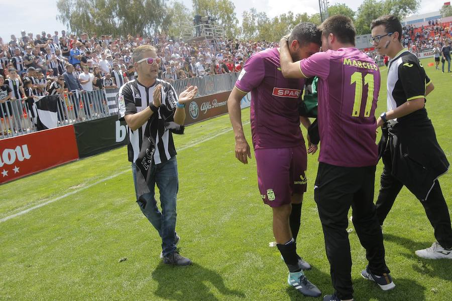 Aficionados y jugadores, desconsolados tras el pitido final