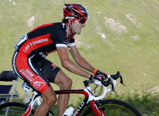 Alejandro Valverde, del equipo Caisse D'Epargne, durante la novena etapa del Tour de Francia disputada entre Val d'Isere y Briançon - EFE - 17/07/2007