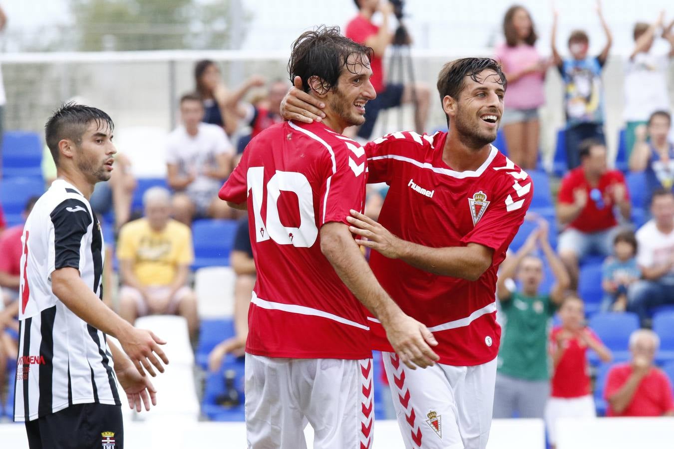 Las imágenes del derbi de pretemporada entre el Real Murcia y el Cartagena