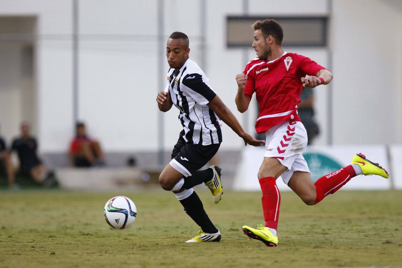Las imágenes del derbi de pretemporada entre el Real Murcia y el Cartagena