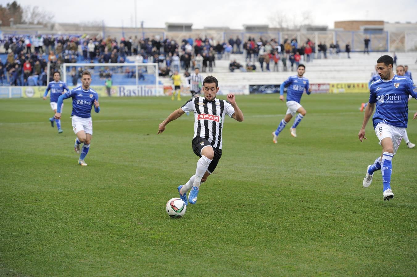 El Cartagena empata ante el Linares (0-0)