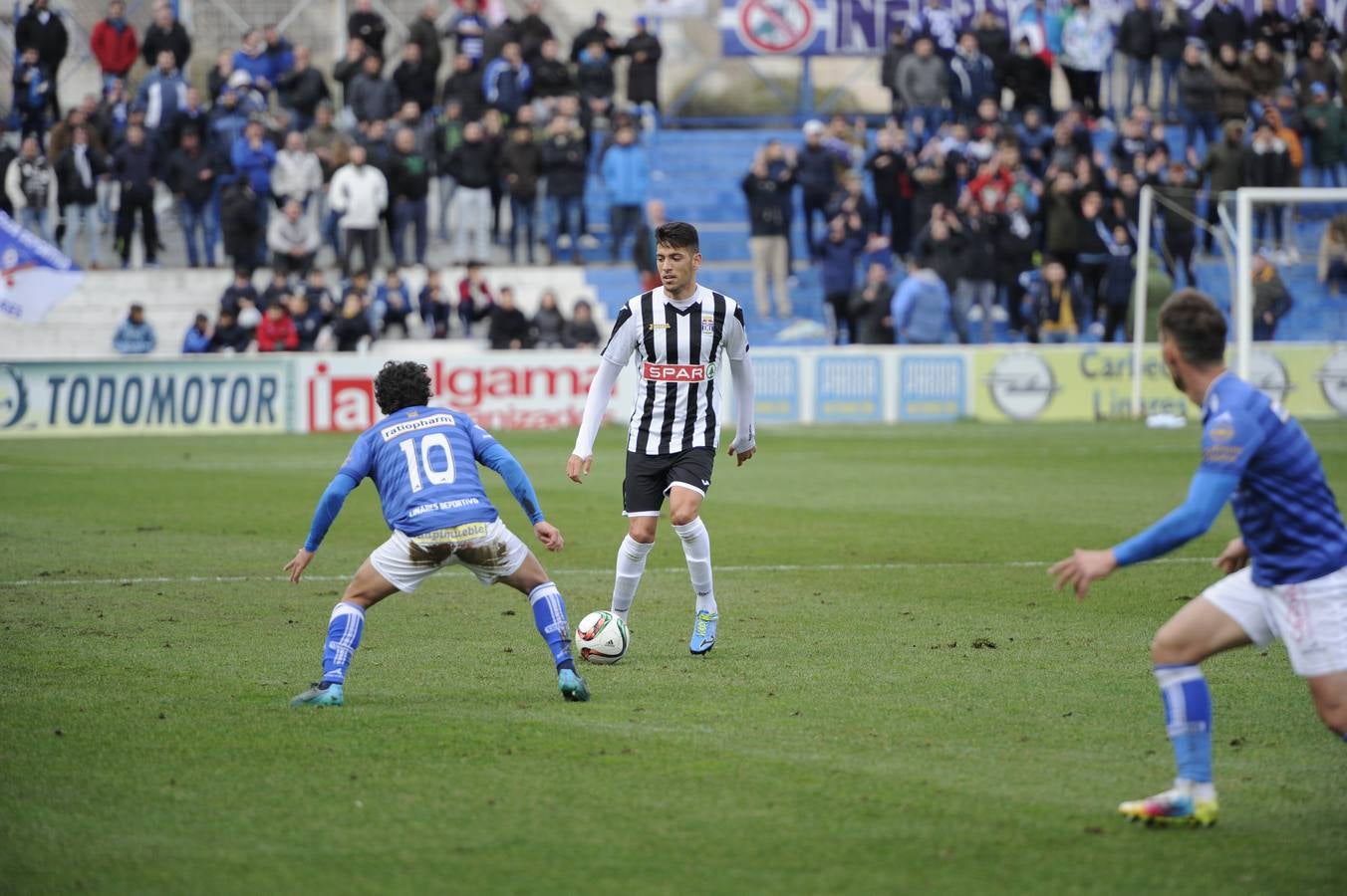 El Cartagena empata ante el Linares (0-0)