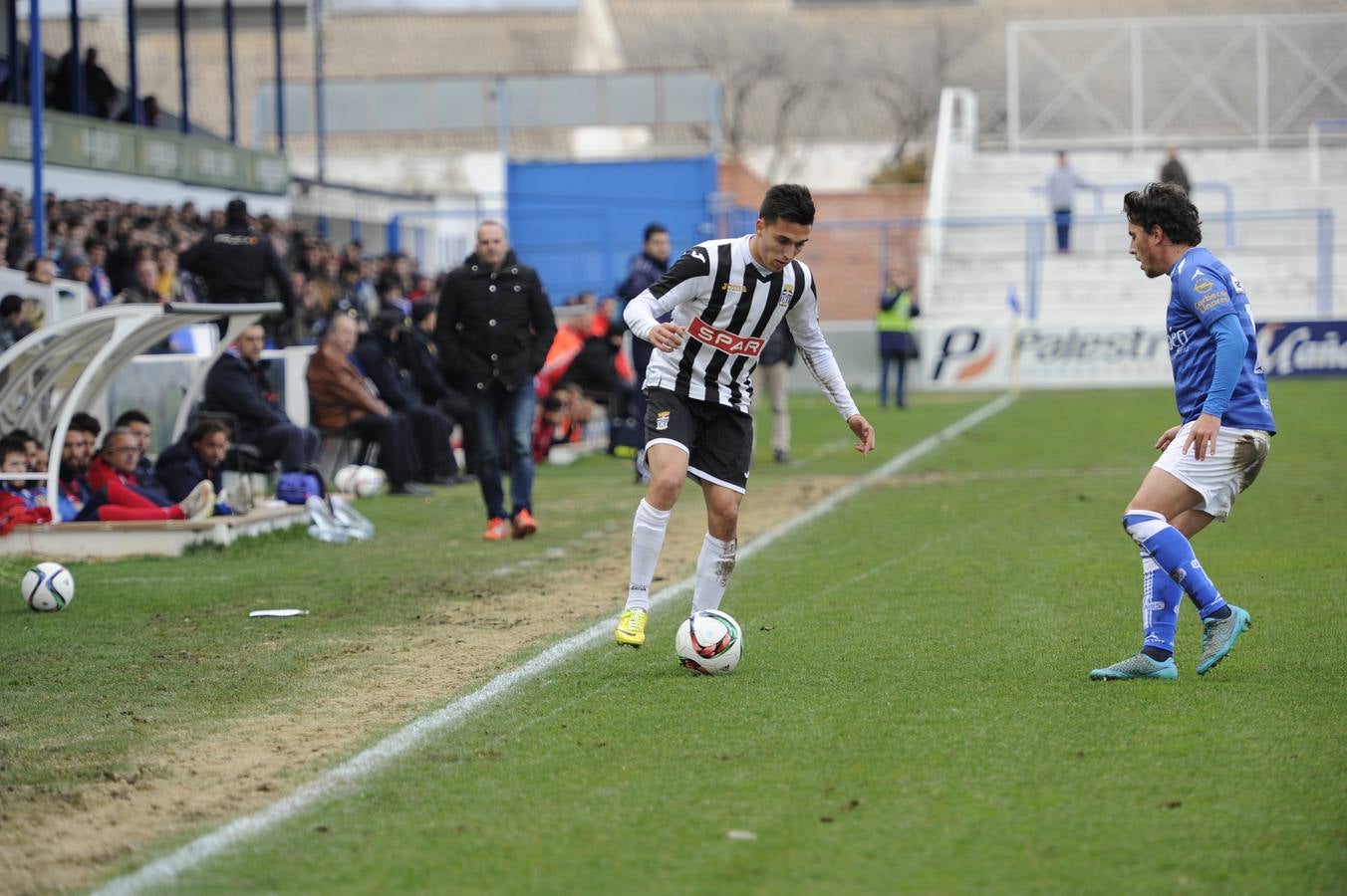 El Cartagena empata ante el Linares (0-0)