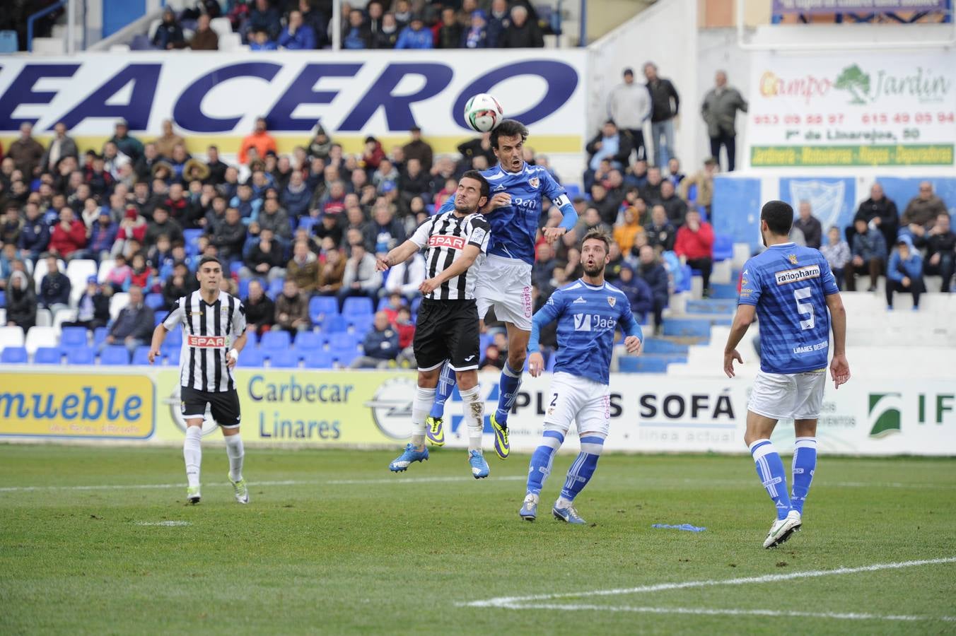 El Cartagena empata ante el Linares (0-0)