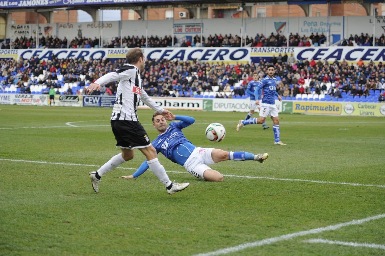 El Cartagena empata ante el Linares (0-0)