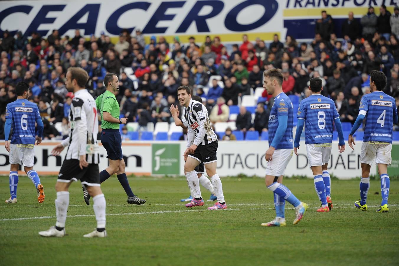 El Cartagena empata ante el Linares (0-0)