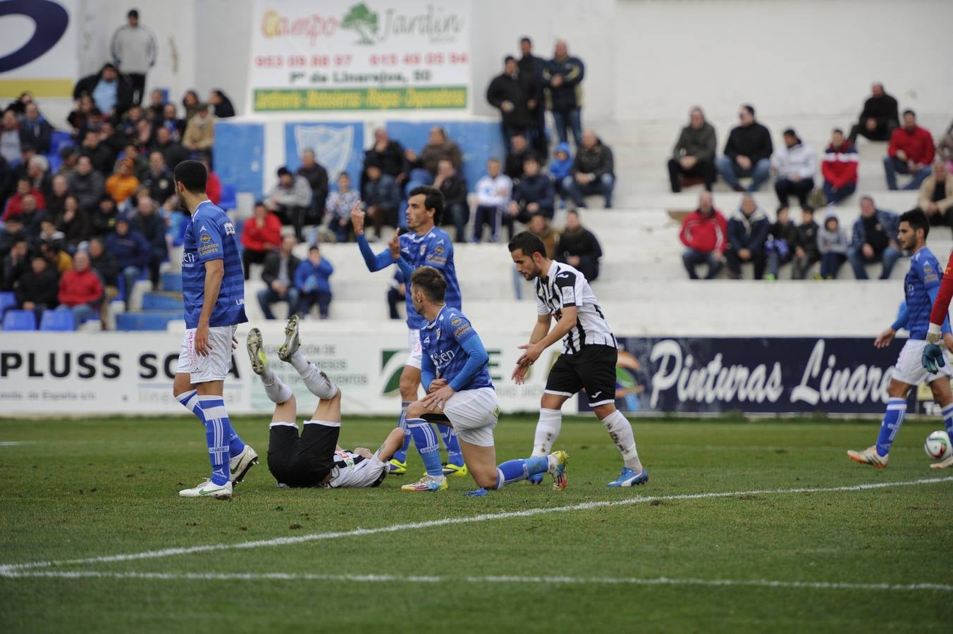 El Cartagena empata ante el Linares (0-0)