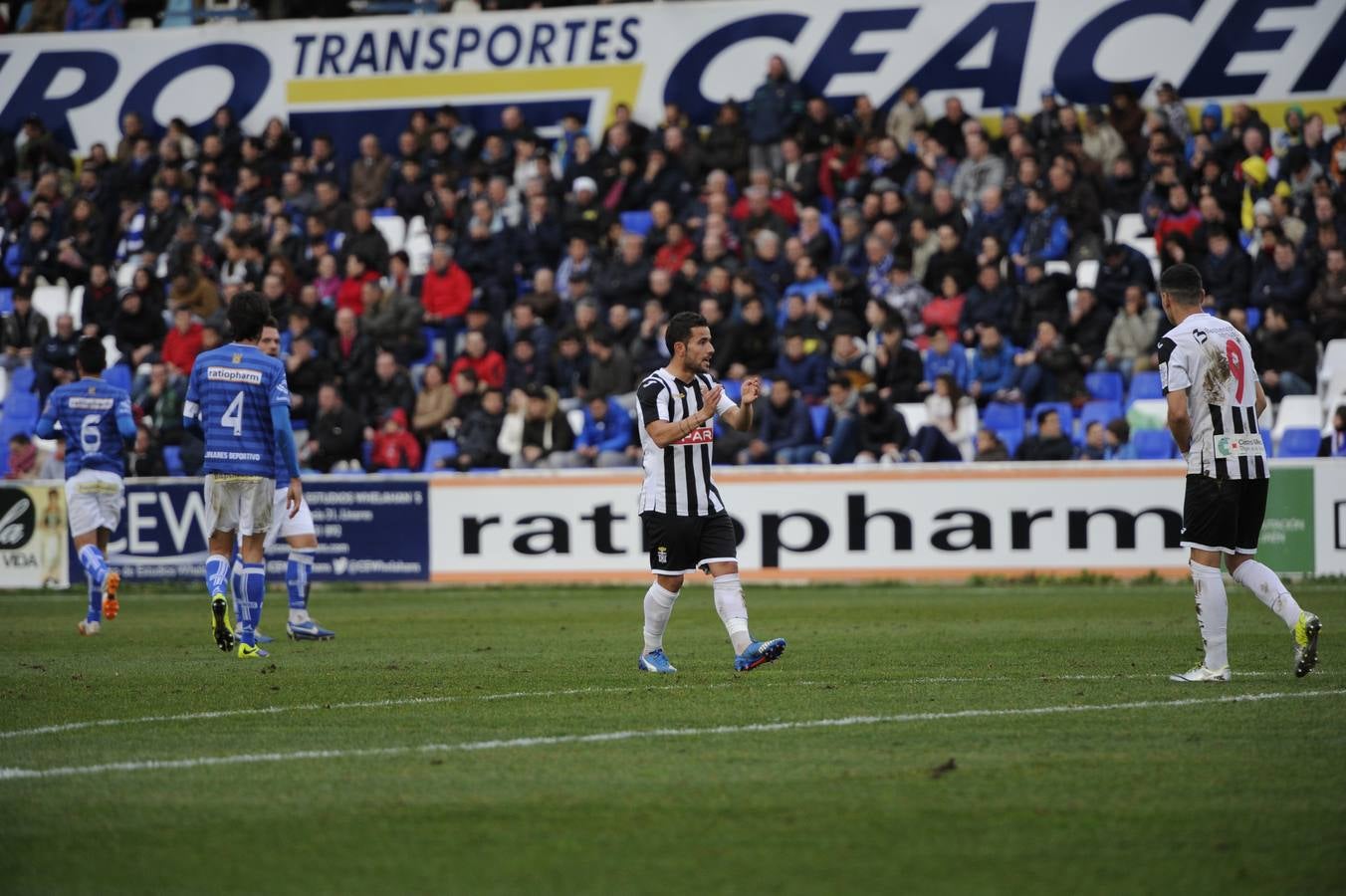 El Cartagena empata ante el Linares (0-0)