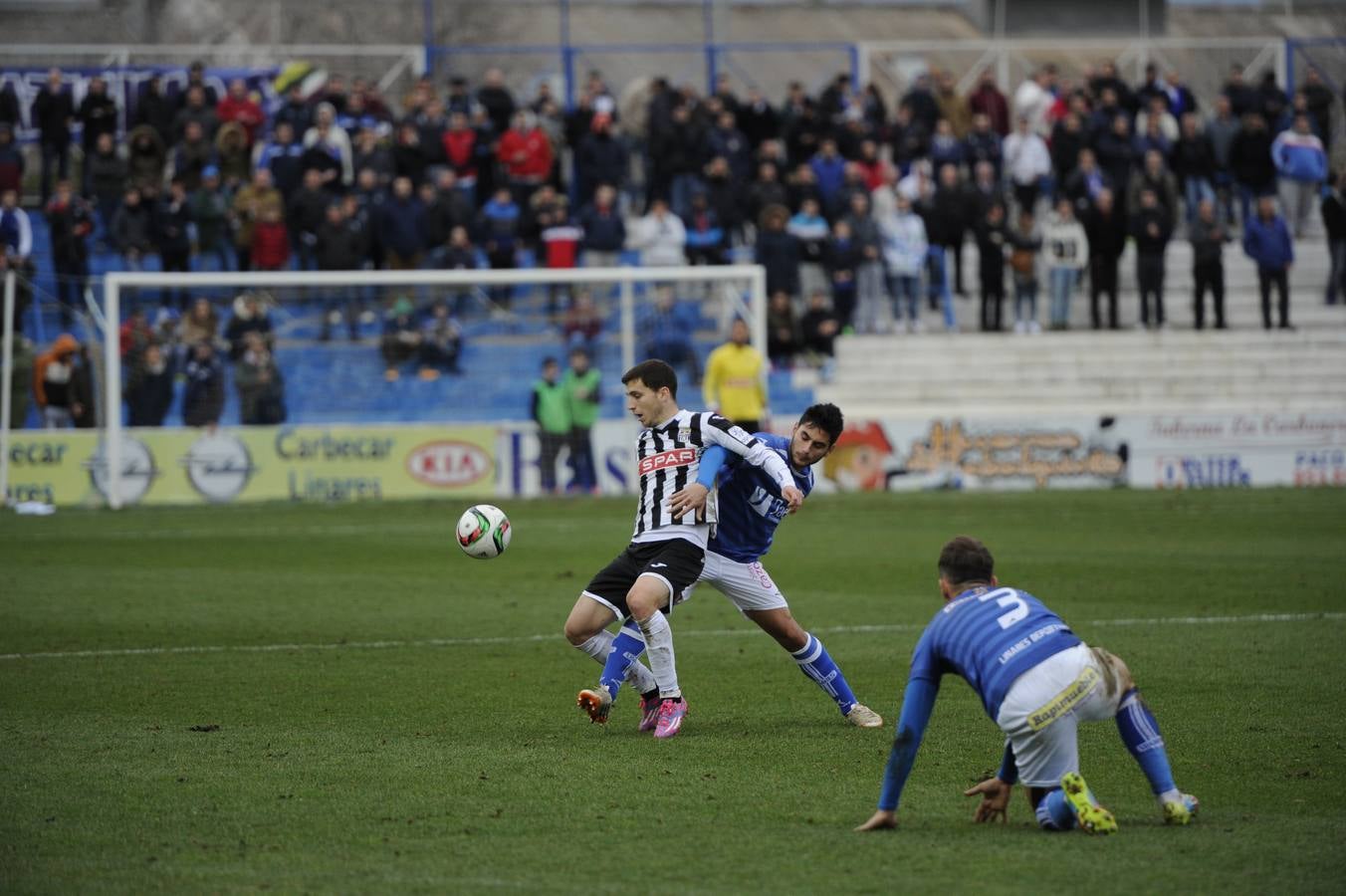 El Cartagena empata ante el Linares (0-0)