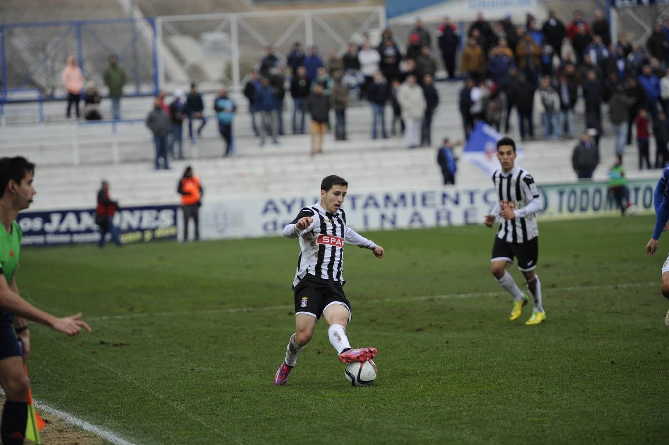 El Cartagena empata ante el Linares (0-0)