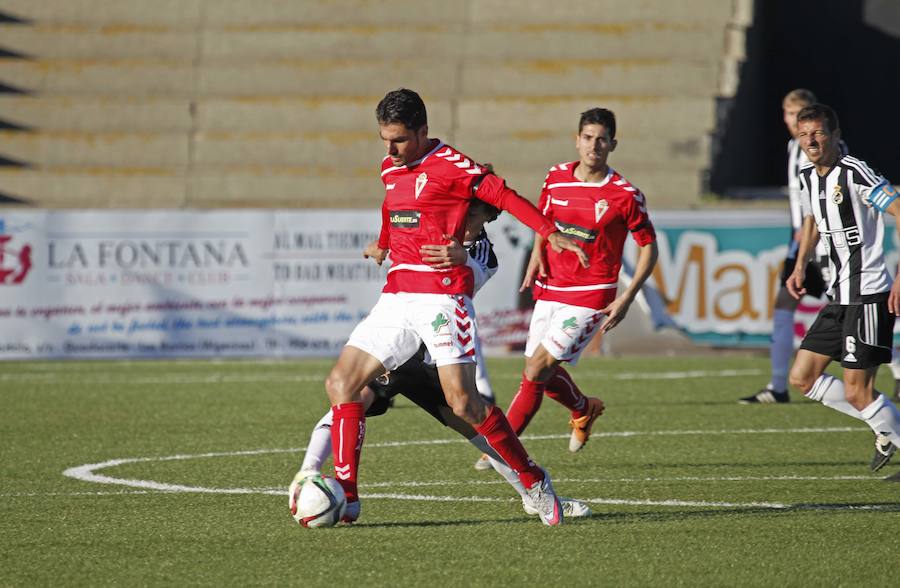 Las mejores fotos del Linense contra el Murcia (0-2)