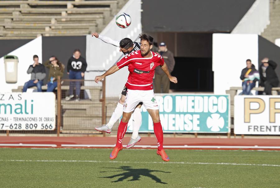 Las mejores fotos del Linense contra el Murcia (0-2)