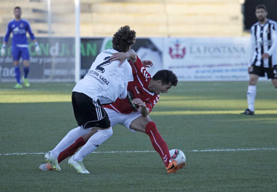 Las mejores fotos del Linense contra el Murcia (0-2)