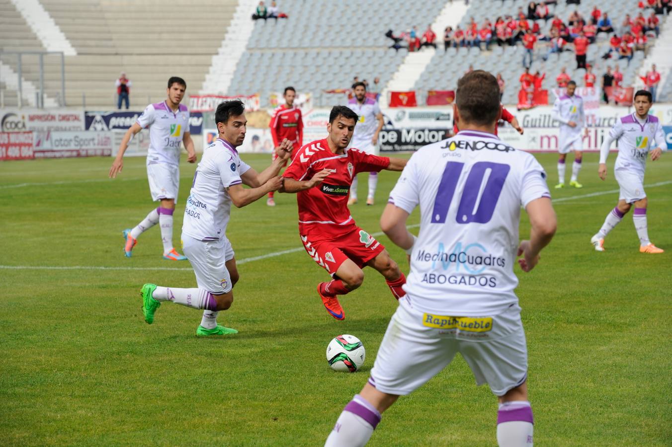 Un Murcia espeso resbala en Jaén (0-0)