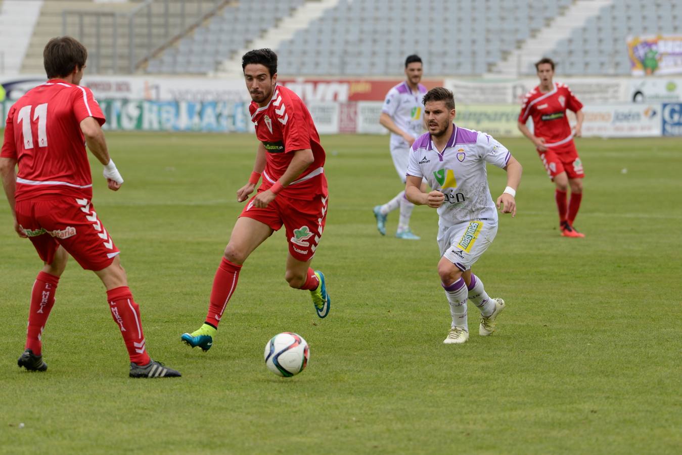 Un Murcia espeso resbala en Jaén (0-0)