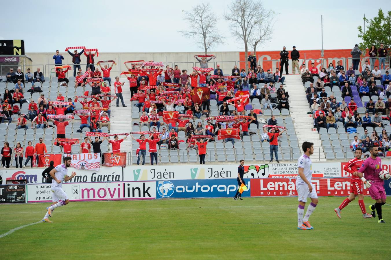 Un Murcia espeso resbala en Jaén (0-0)