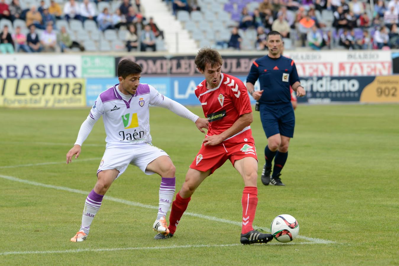 Un Murcia espeso resbala en Jaén (0-0)