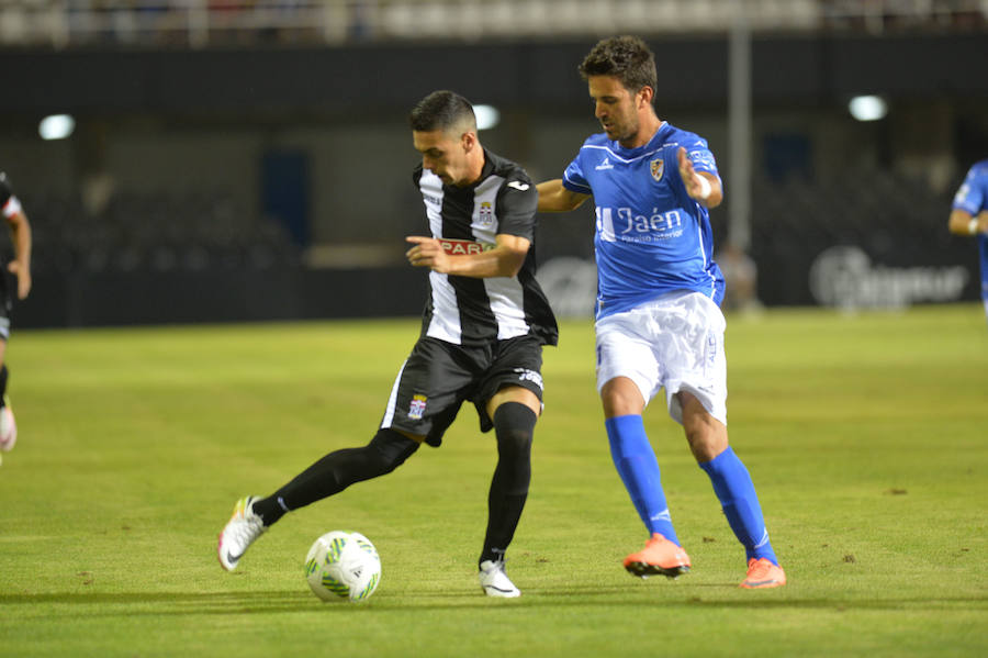 Buen arranque del Efesé